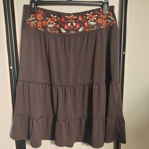 New York And Company Tiered Embroidered Skirt - L
